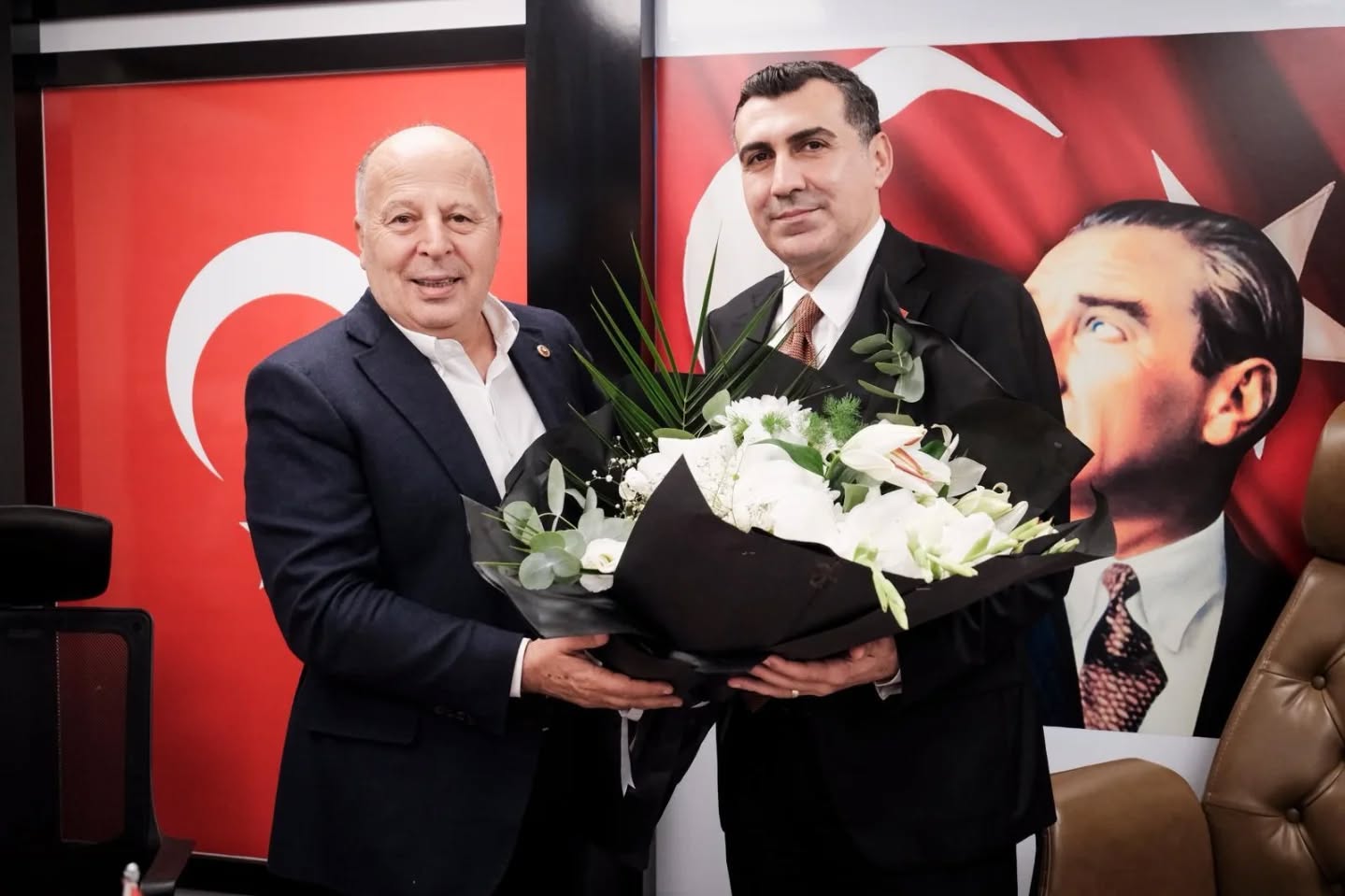 Yüreğir Belediye Başkanı Demirçalı’dan, CHP İl Başkanlığı’na ziyaret 