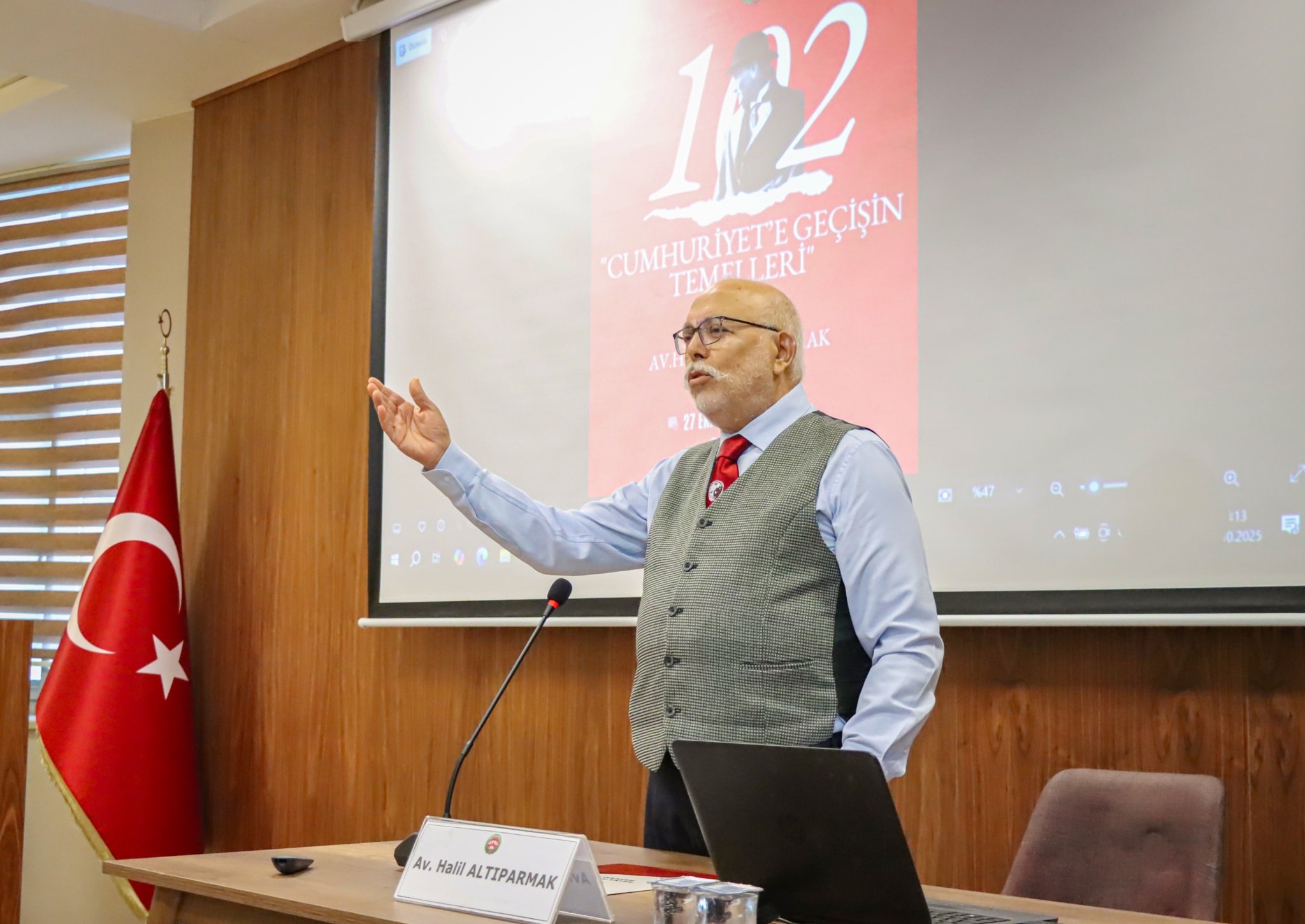 Adana Barosu’ndan “Cumhuriyet’e Geçişin Temelleri” Paneli