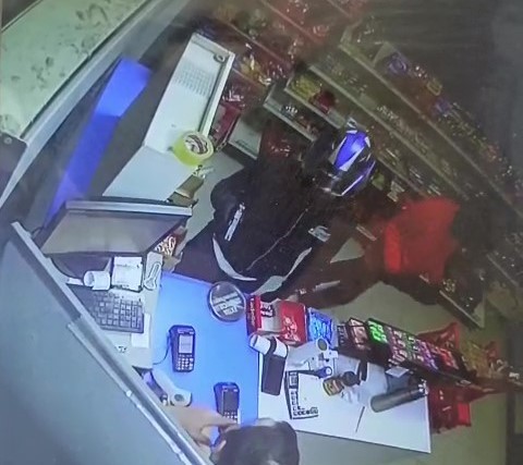 Adana'da 10 dakika arayla 2 silahlı soygun yaptı: "Ben masumum" dedi