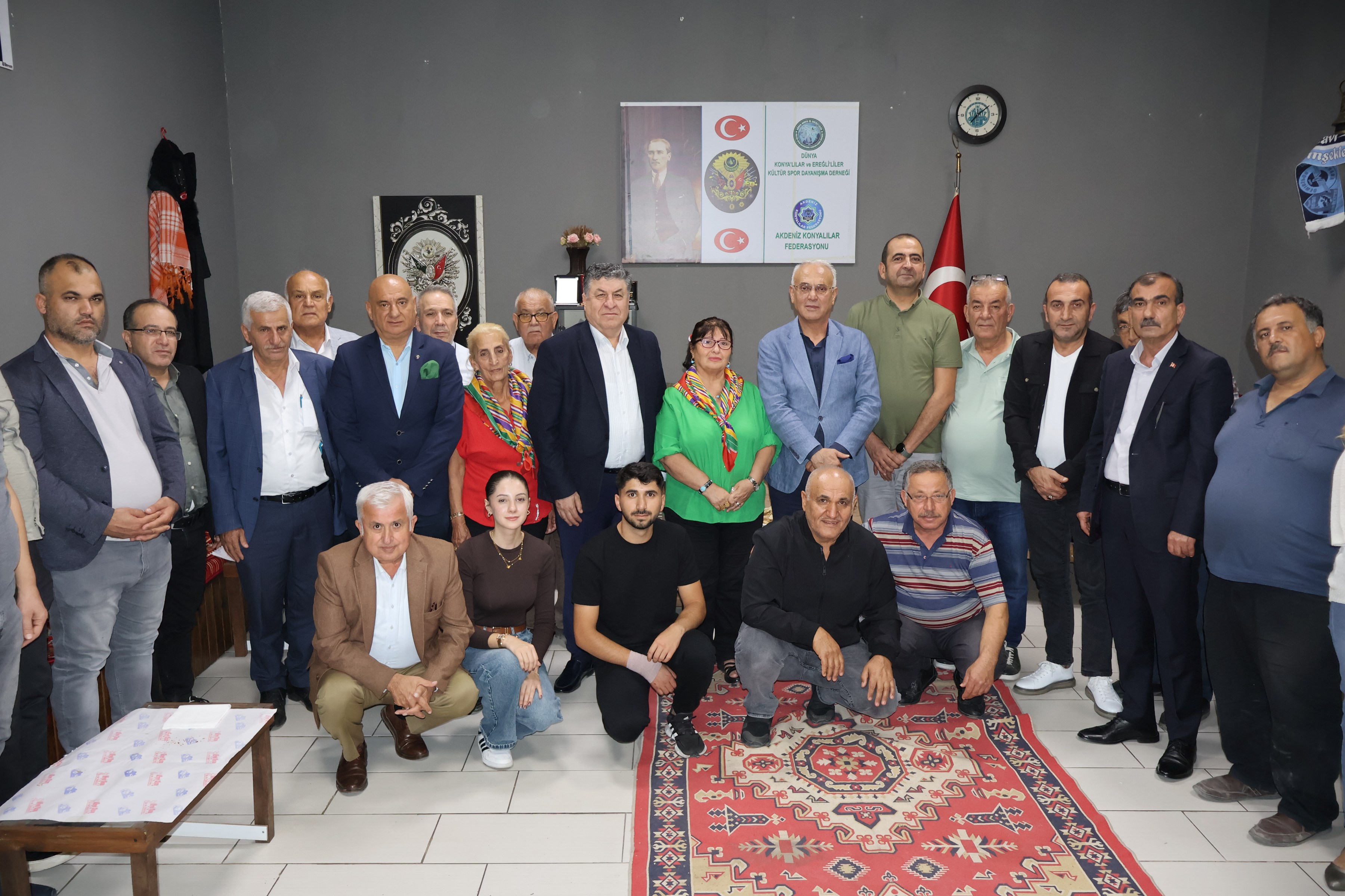 MHP Adana İl Başkanlığı saha çalışmalarını sürdürüyor: ‘Hayırlı Günler Komşum’ ziyaretleri hız kesmiyor