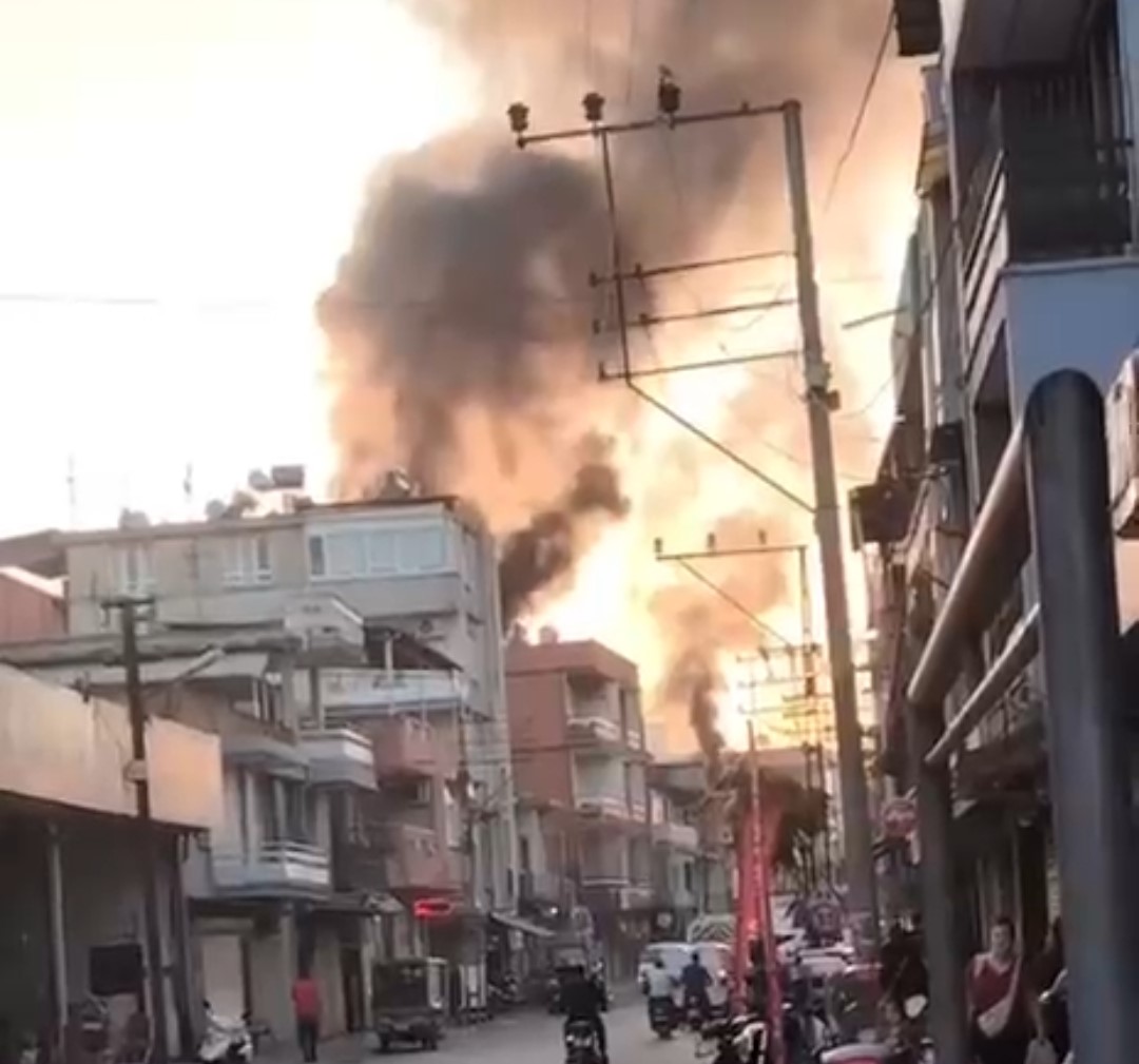 Adana'da tekstil atölyesinde yangın