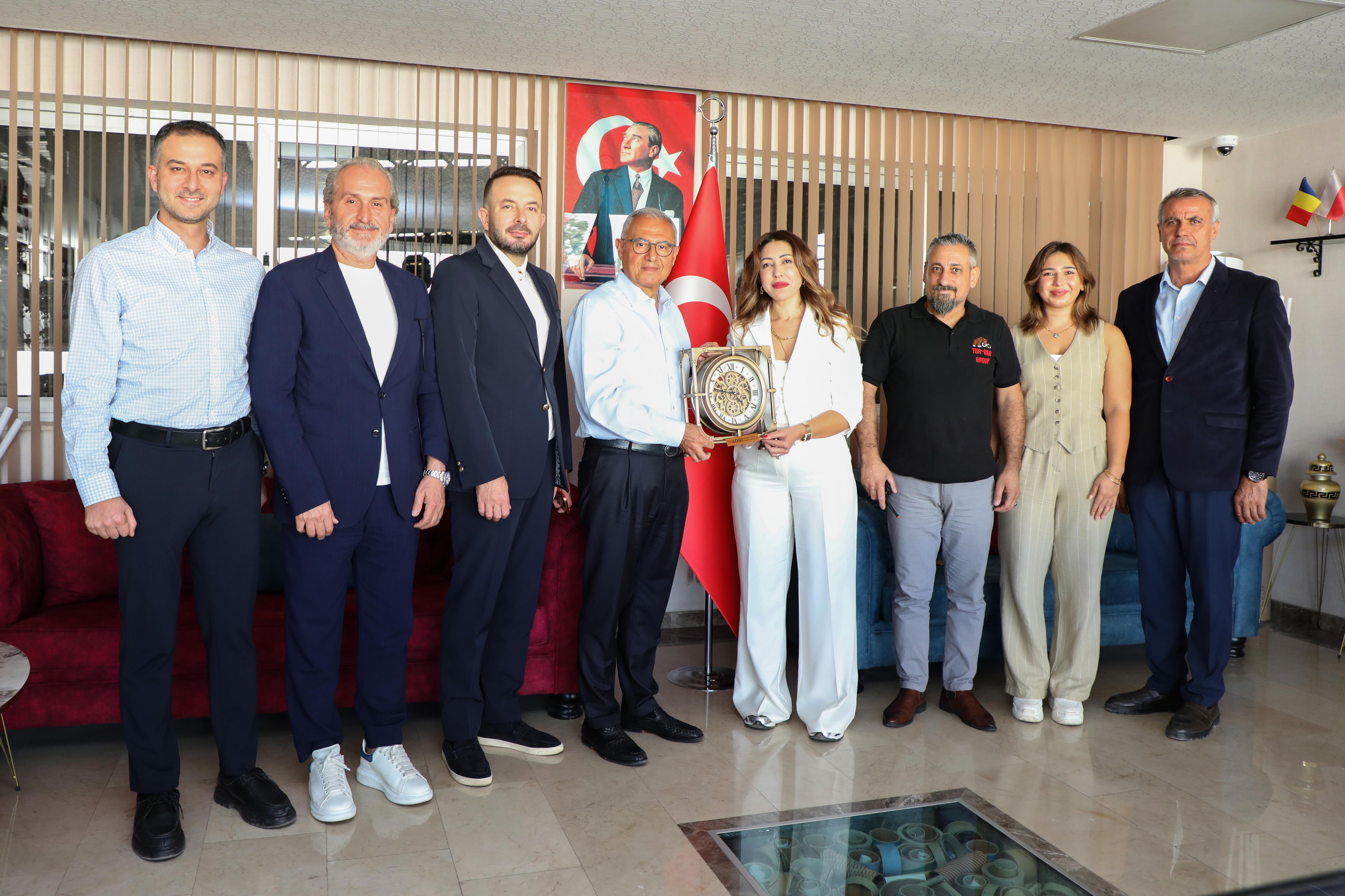 AOSB yönetiminden sanayicilere moral ziyareti: “Üreten güçle yan yanayız”