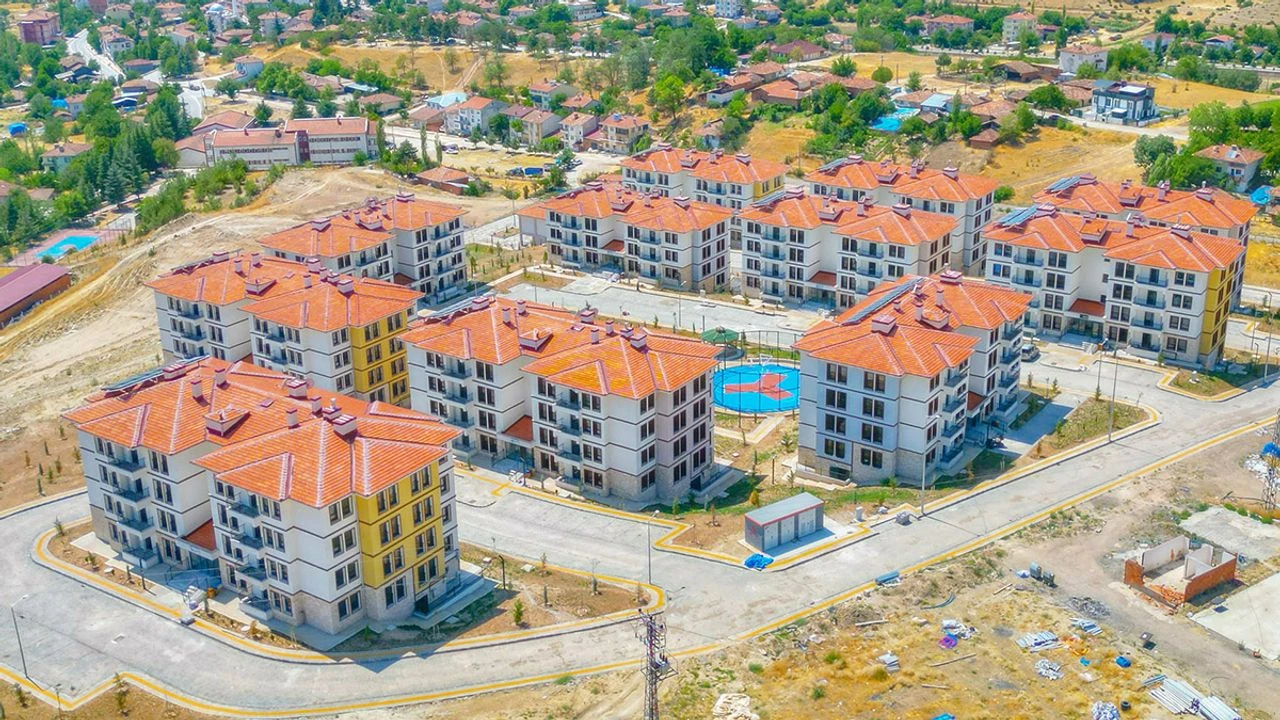 TOKİ açıkladı! Kimlik sonu 0 2 4 6 ve 8 olanlar için başvuru tarihleri netleşti