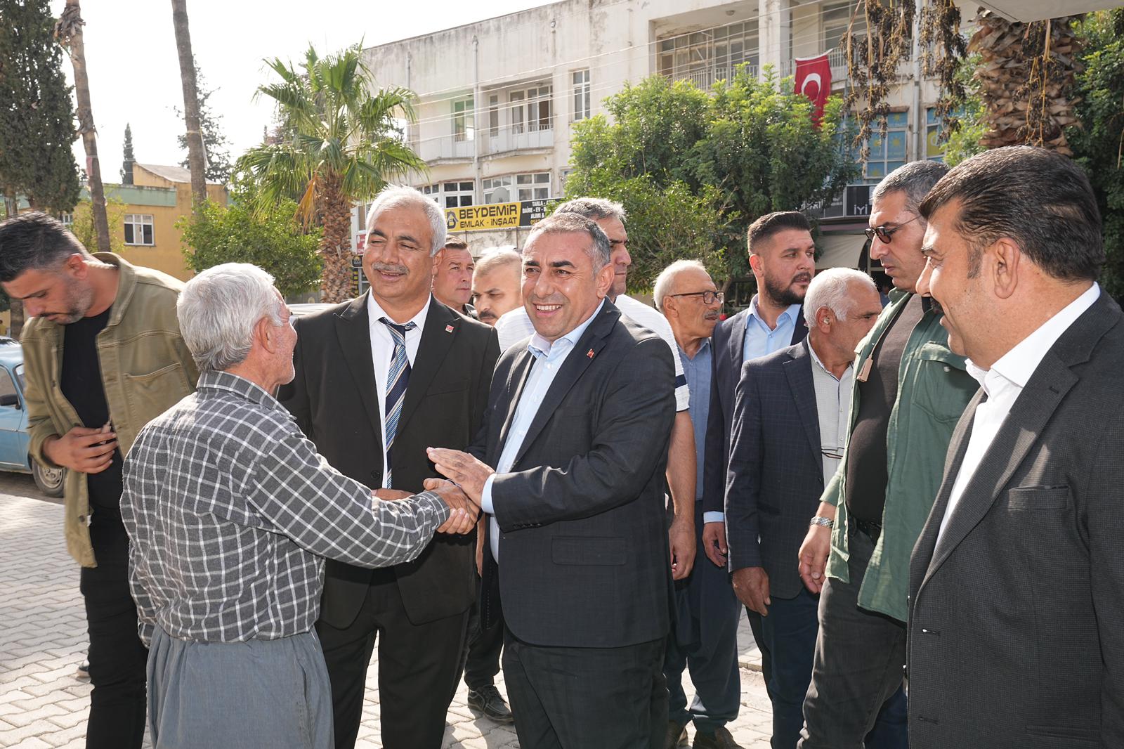 Güngör Geçer Karaisalı'da halkla buluştu