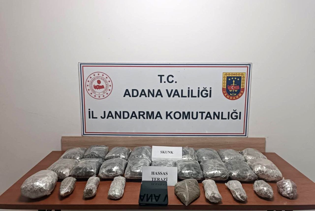 Adana'da 11 kilo skunk ele geçirildi