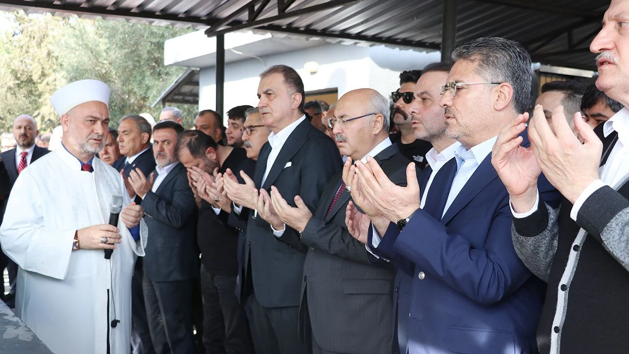 Ömer Çelik’in dayısı  Hasan Öztopal, son yolculuğuna uğurlandı