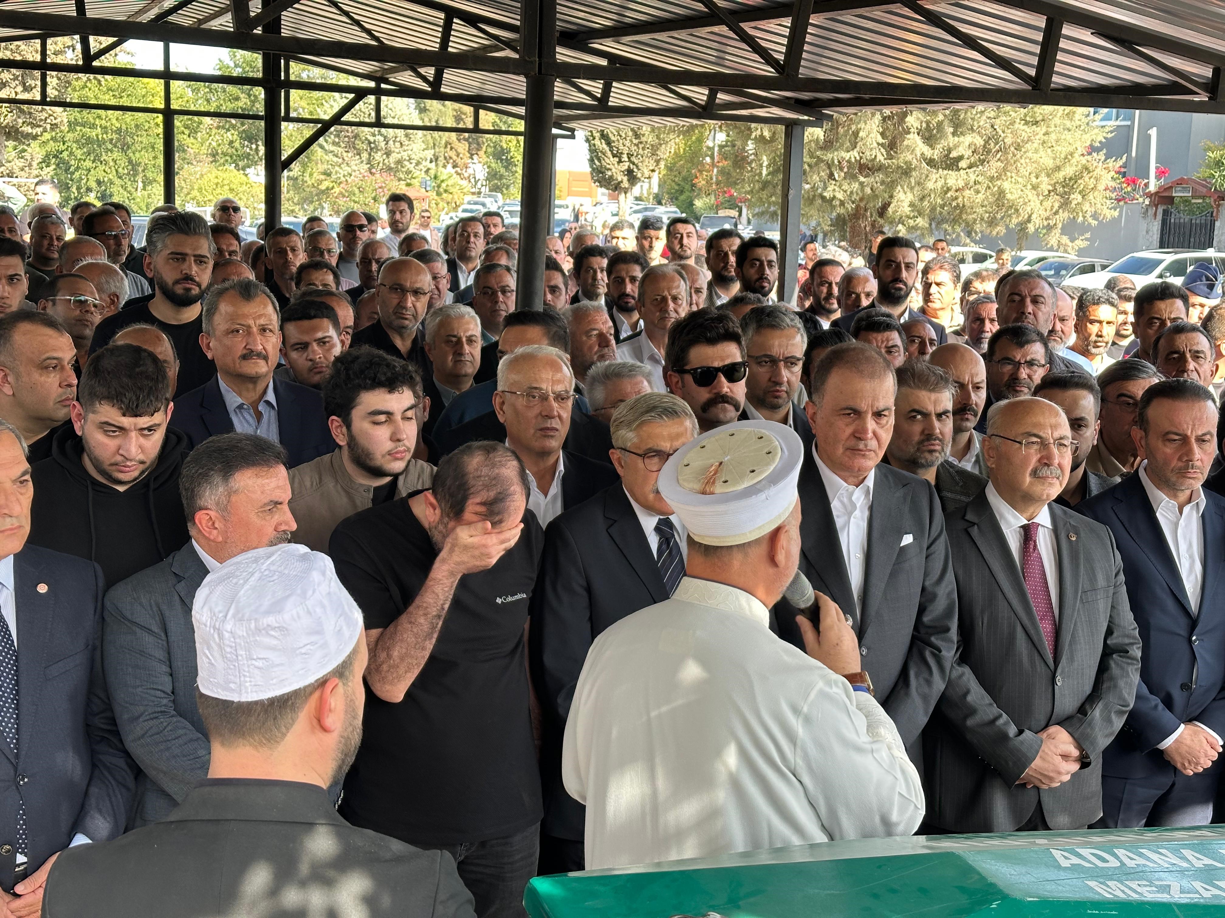 AK Parti Sözcüsü Ömer Çelik'in acı günü