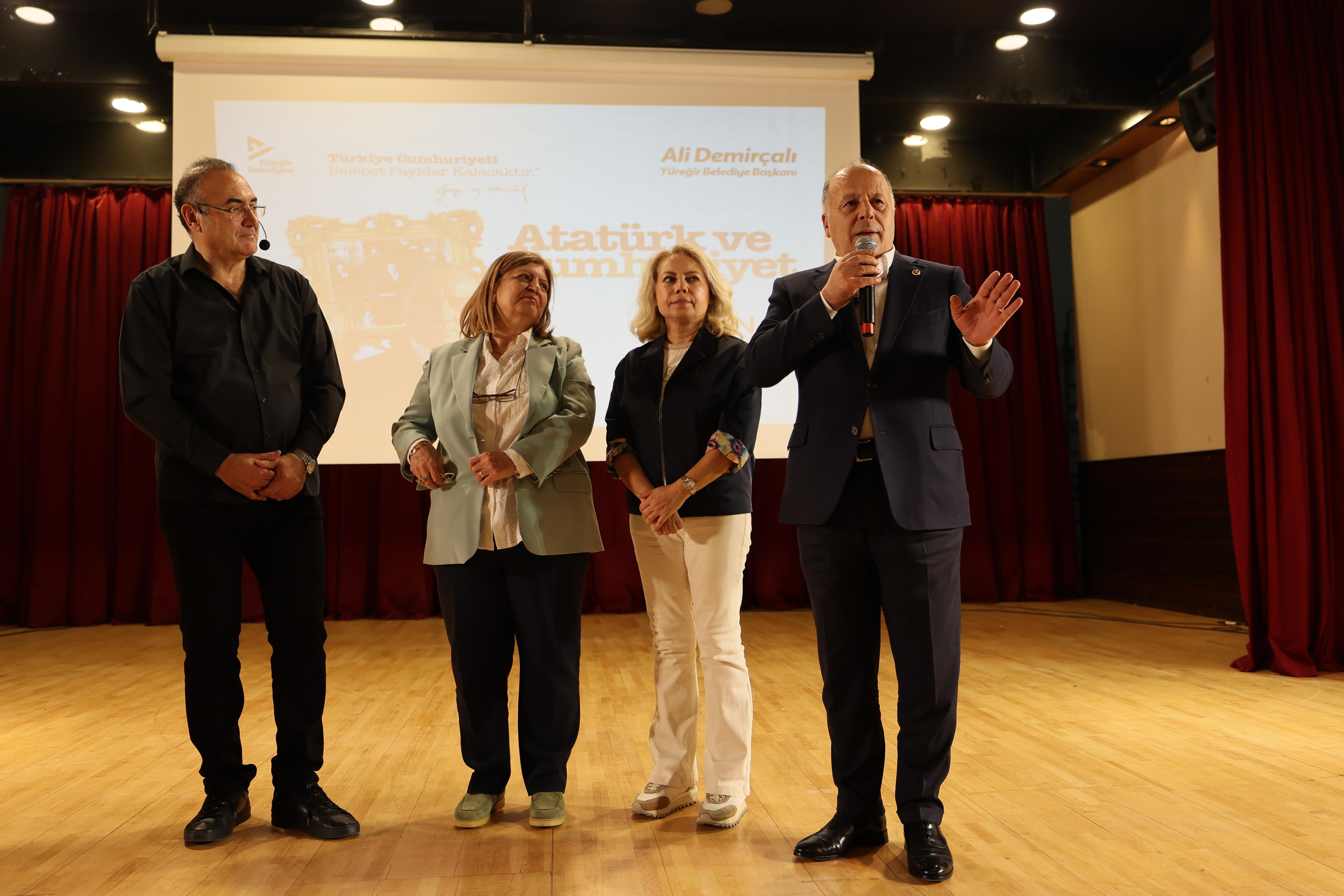 Sunay Akın Adanalılarla Buluştu