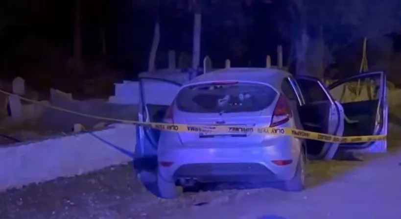 Ceyhan’da otomobilde çıkan silahlı kavga: iki kişi ağır yaralandı