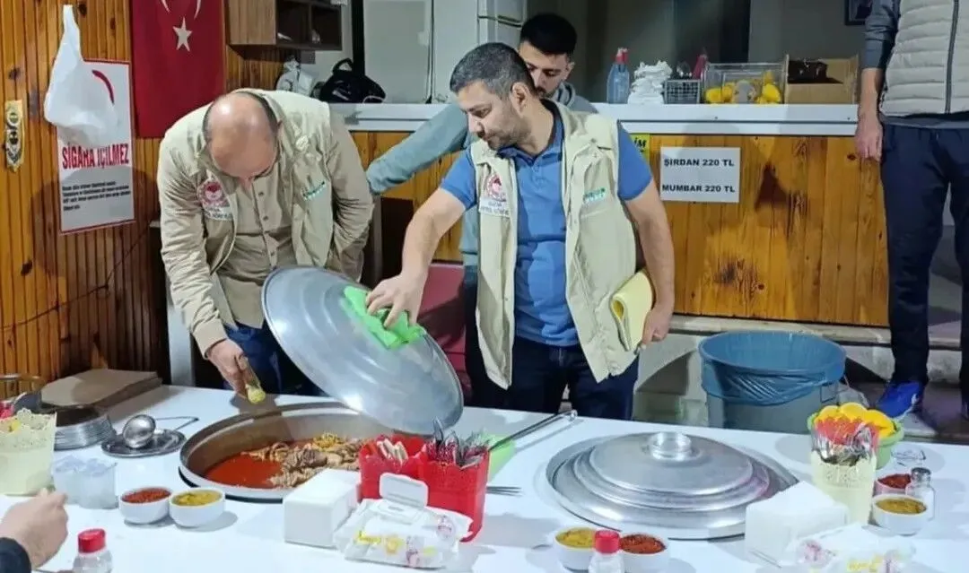 Adana’da gece operasyonu: Gıda denetimleri hız kesmiyor