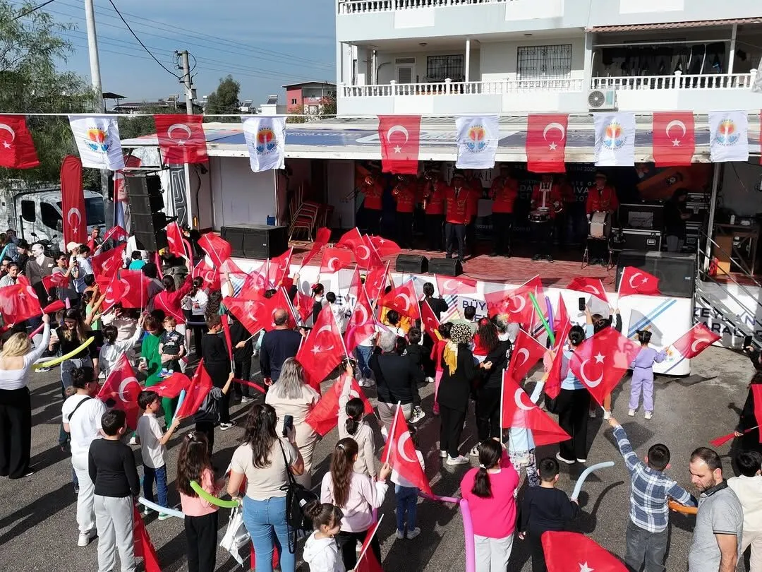 Yüreğir’de Çocuk Şenliği renkli görüntülere sahne oldu