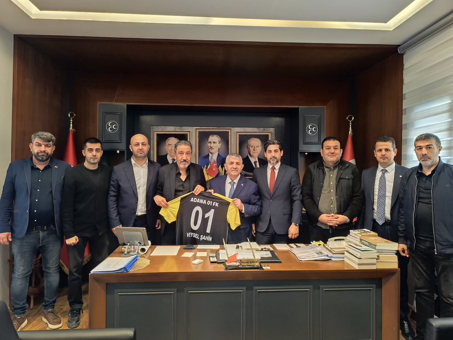 Adana 01 FK, Bucaspor 1928 deplasmanı öncesi MHP İzmir İl Başkanlığı’nı ziyaret etti