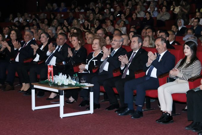 Adana Valisi Köşger, "Hacı Sabancı’yı Anma Özel Programı"na katıldı