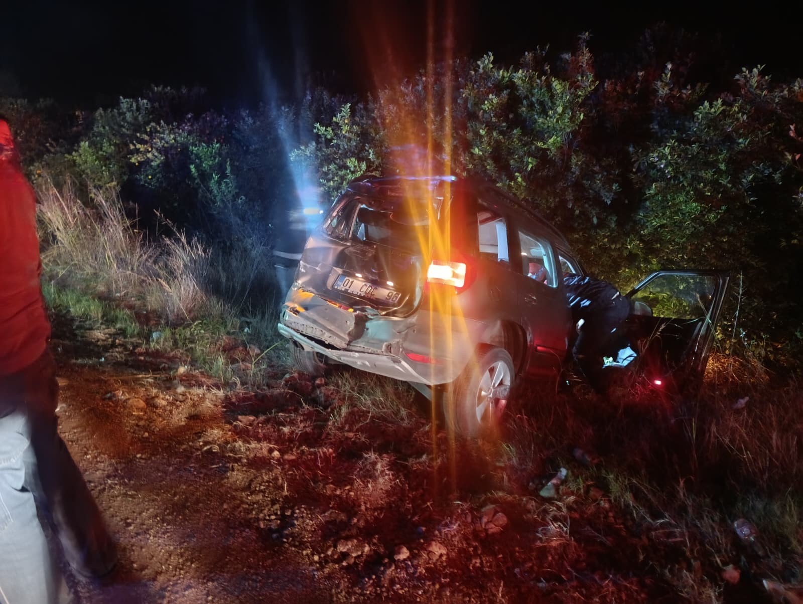Adana'daki zincirleme kazada yaralanan sürücü kaldırıldığı hastanede hayatını kaybetti