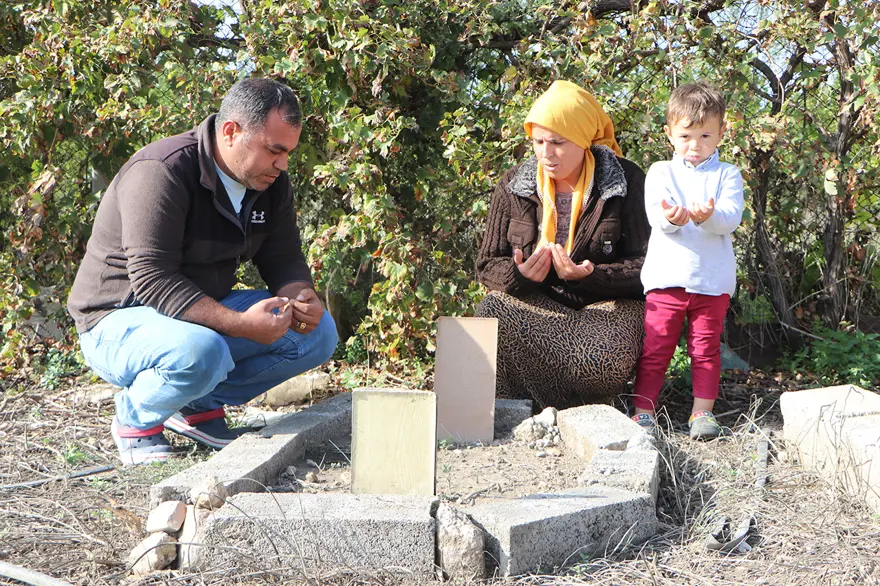 Adana’da ‘öldü’ denilen bebek mezarlık yolunda ağladı: Aile savcılığın takipsizlik kararına itiraz etti