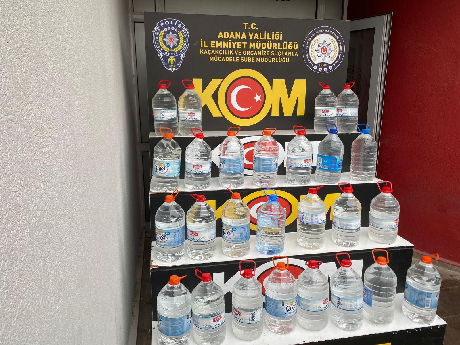 Adana'da yılbaşı öncesi sahte içki operasyonu: 2 ton kaçak etil alkol ele geçirildi