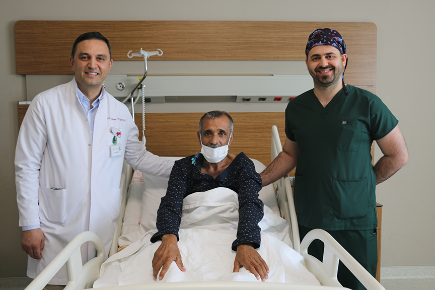 Adana'da karaciğer hastası kadavradan nakille hayata tutundu