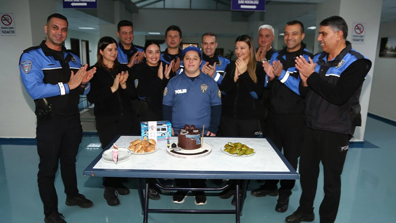 Adana’da polisten engelleri aşan jest: Şehmus’un hayali gerçek oldu