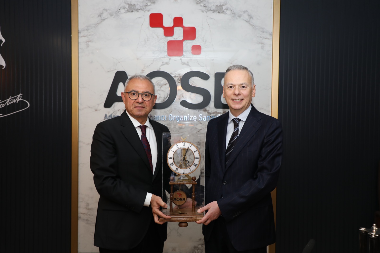 Ticaret Bakan Yardımcısı Ağar ve ekibi AOSB'de