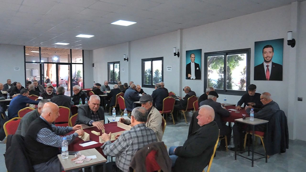 Ceyhan’da "Emekliler Lokali" sosyal yaşamın merkezi oldu