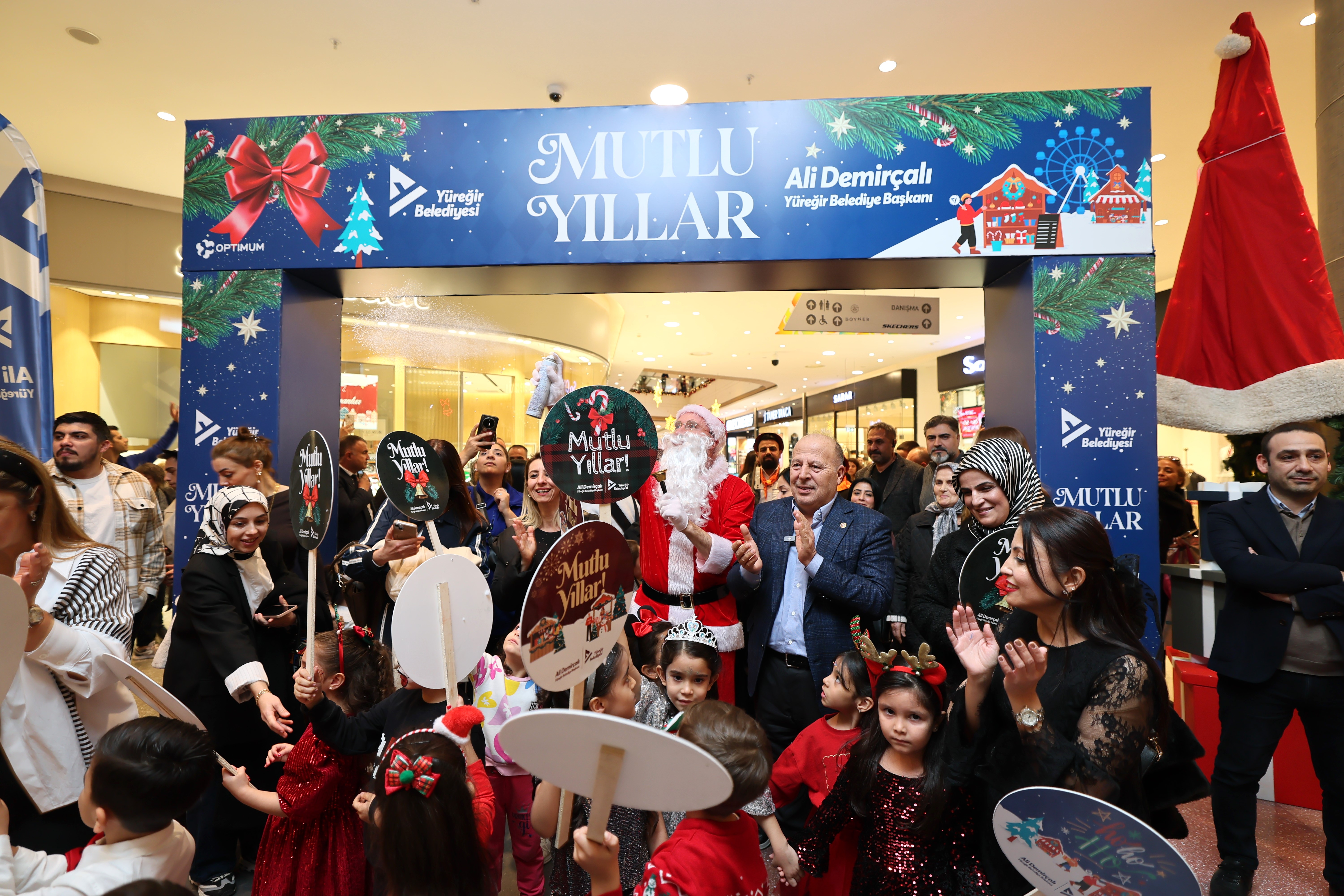 Sancaklı’dan Yüreğir’deki yeni yıl panayırına eleştiri