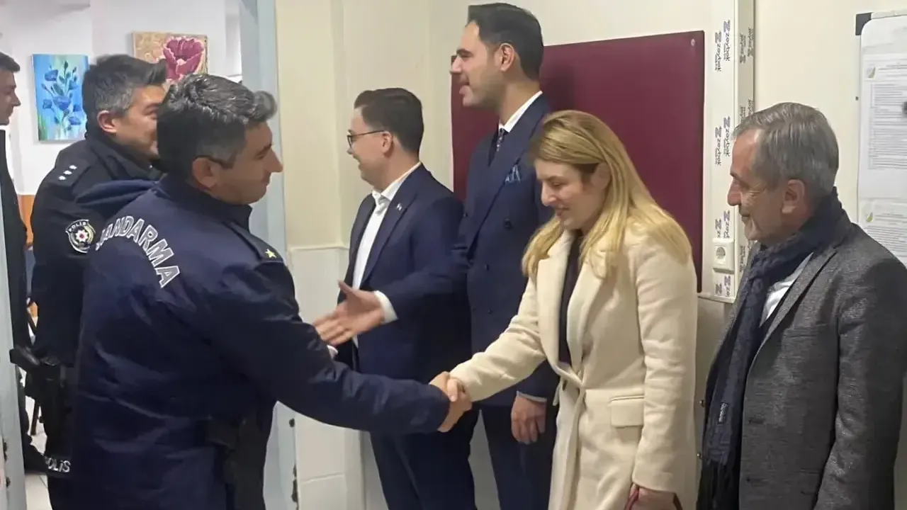 Tufanbeyli’de Savcı Kaplan için veda yemeği düzenlendi