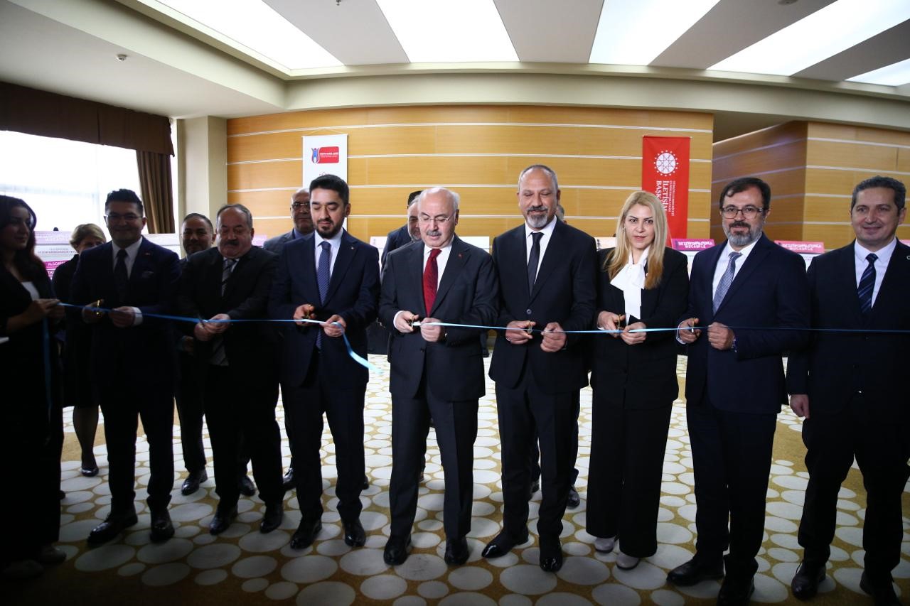 Dijital Dünyada Güvenli Kalmak - Adana Zirvesi'nin açılışı gerçekleştirildi