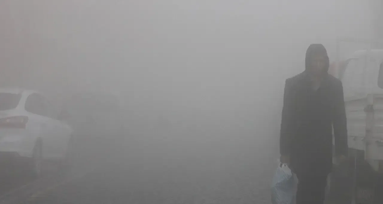 Feke’de sis etkili oldu: Görüş mesafesi düştü