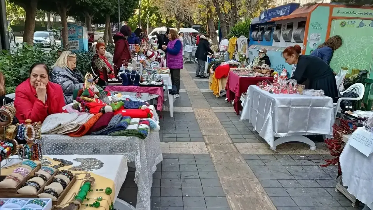 Cemalpaşa Mahallesi’nde yılbaşı kermesi hazırlığı