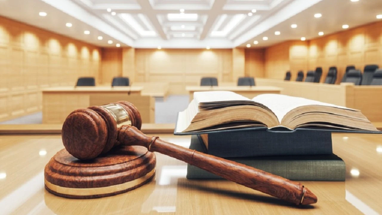 Seyhan’daki üçlü cinayet davasında tutukluluk devam etti