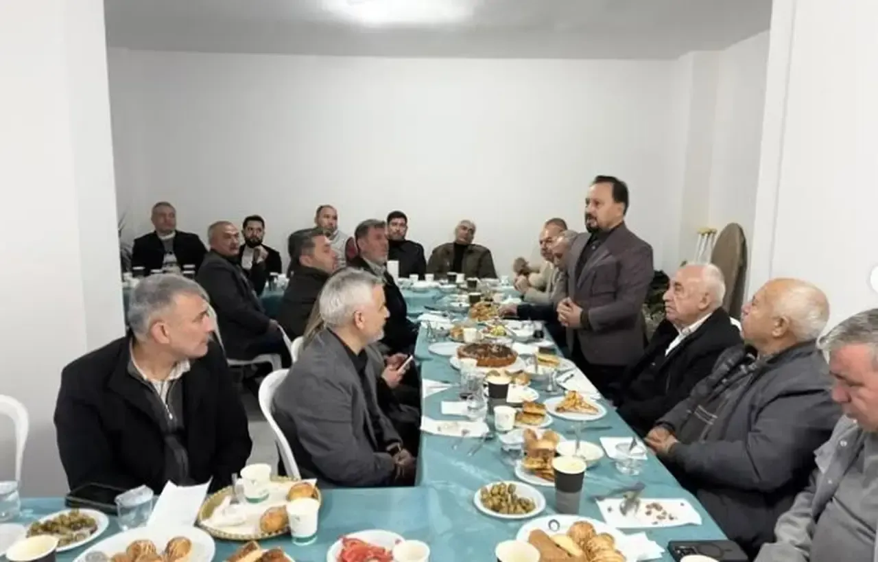 Başkan Bilal Uludağ, muhtarlarla yıl sonu istişare toplantısında buluştu