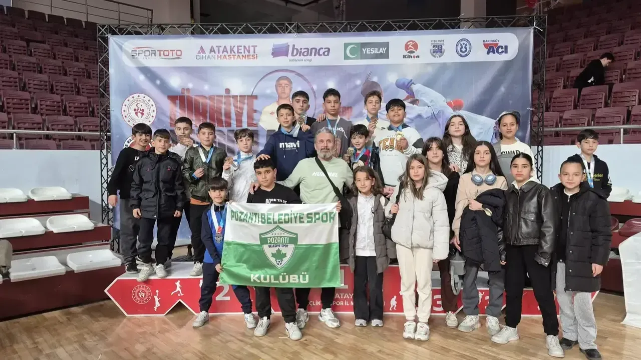 Pozantı Karate Takımı Hatay’dan 17 madalyayla döndü