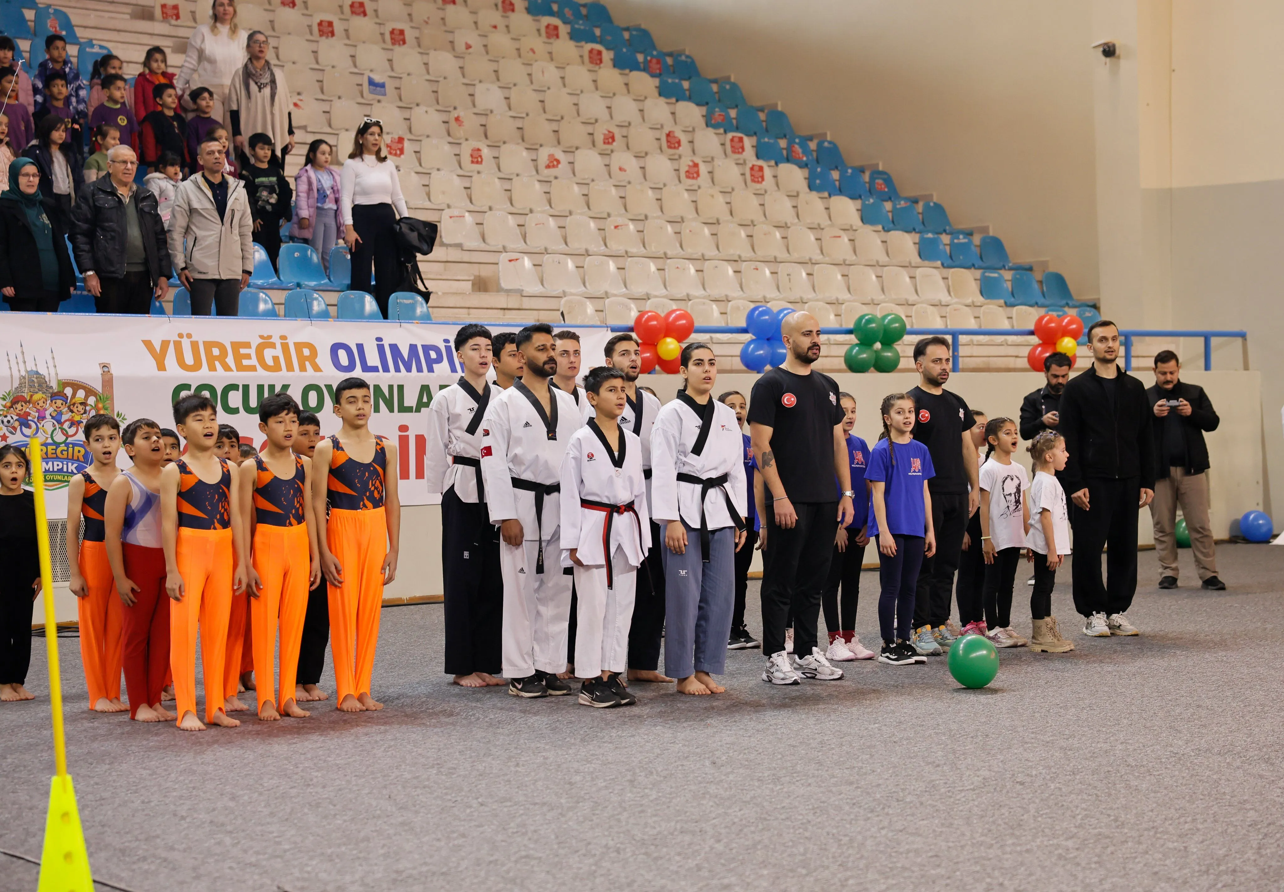 Yüreğir’de olimpik çocuk oyunları coşkusu