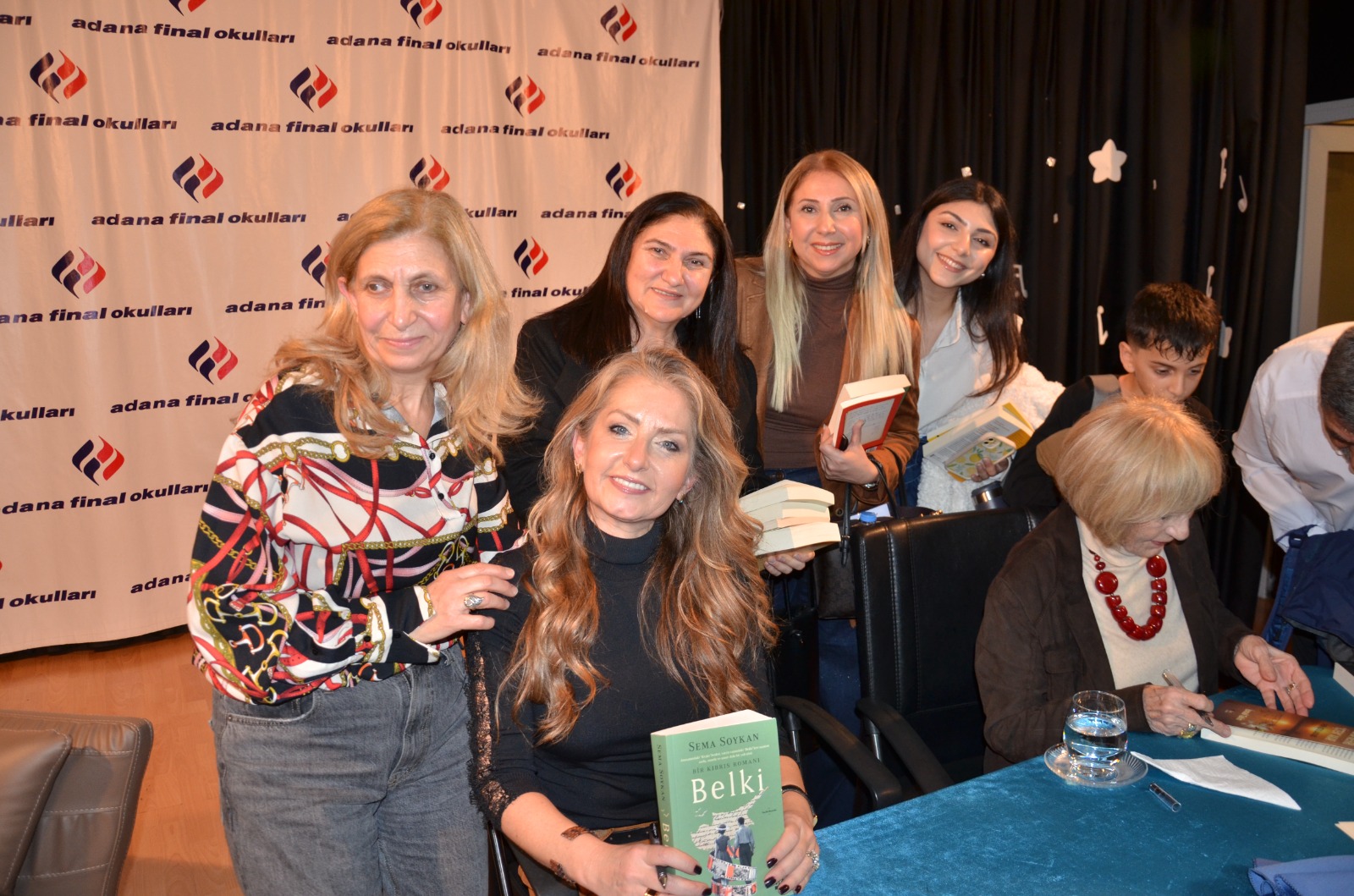 Ayşe Kulin ve sema soykan final’de