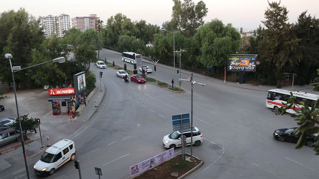 Adana Trafiğinde Büyük Değişiklik! Kasım Gülek Köprüsü 10 Ay Kapanıyor