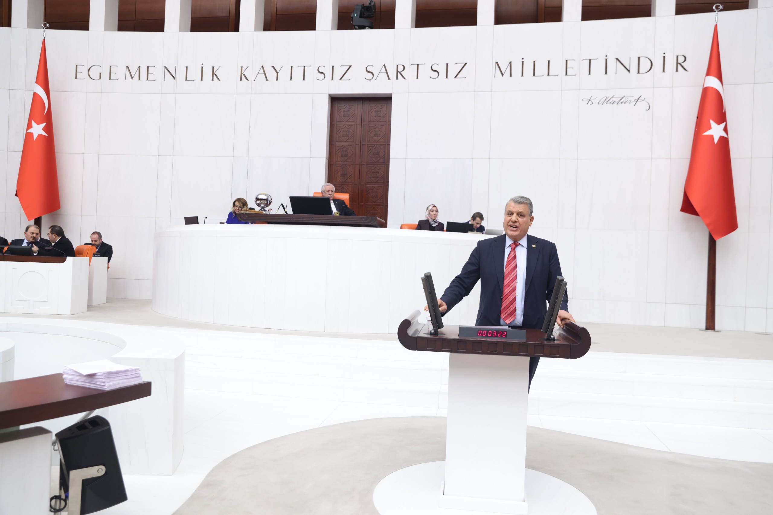 Ayhan Barut: "Bu iktidarda vicdan ve utanma yok"