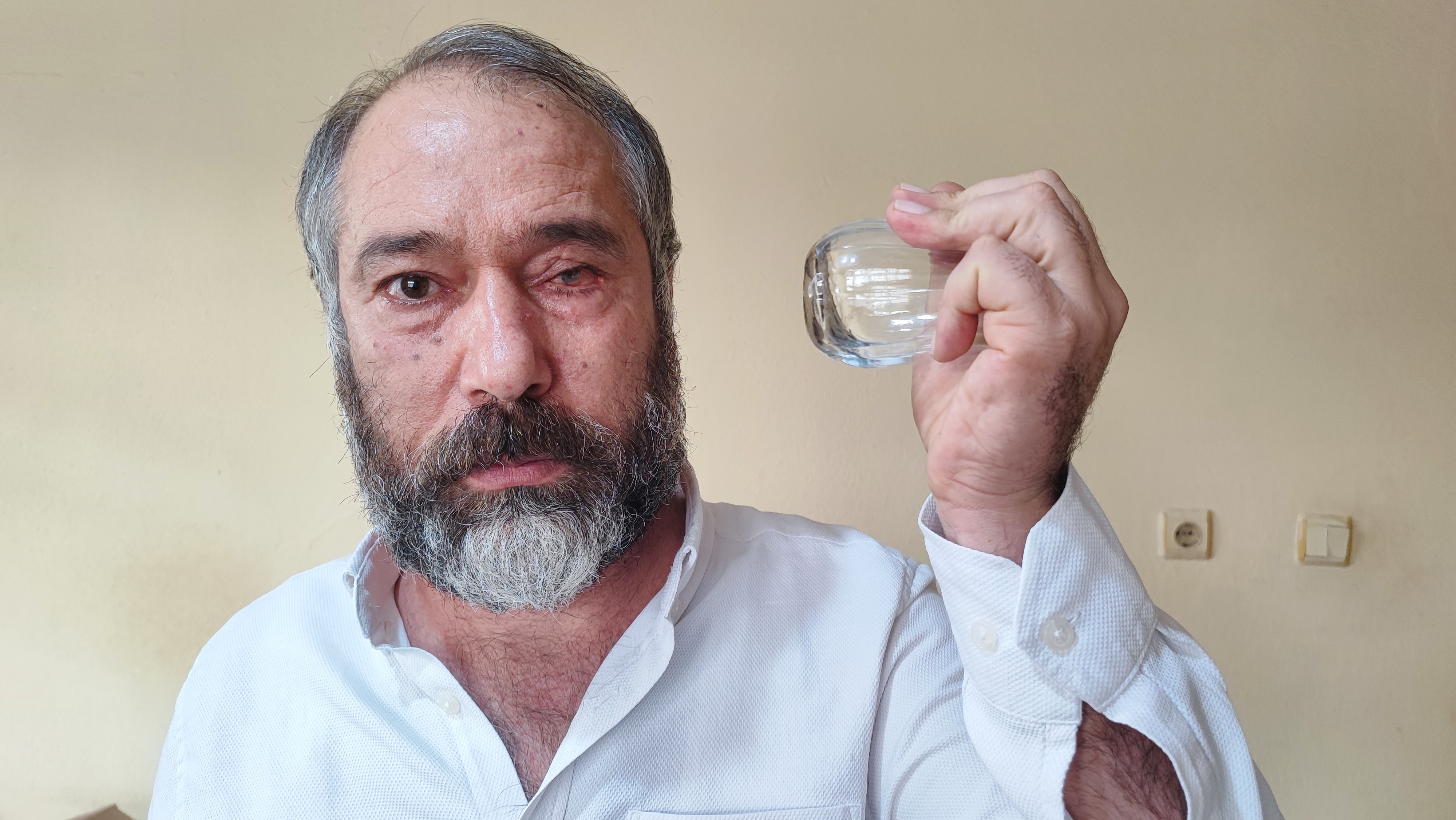 ‘Küfürlü konuşmayın' diye uyardı, gözünden oldu