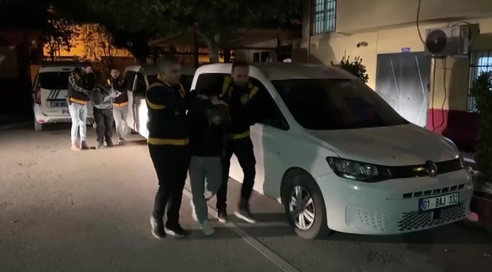 Adana’da düzenlenen operasyonlarda 11 firari hükümlü yakalandı