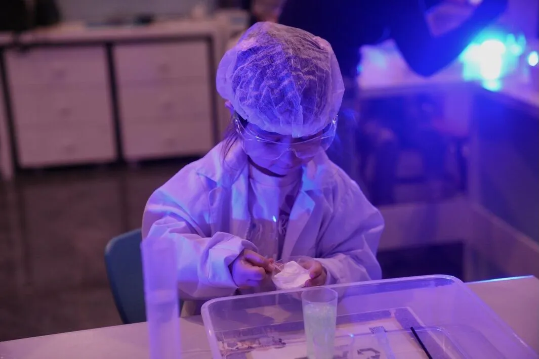 Seyhan’da miniklere bilim atölyesi