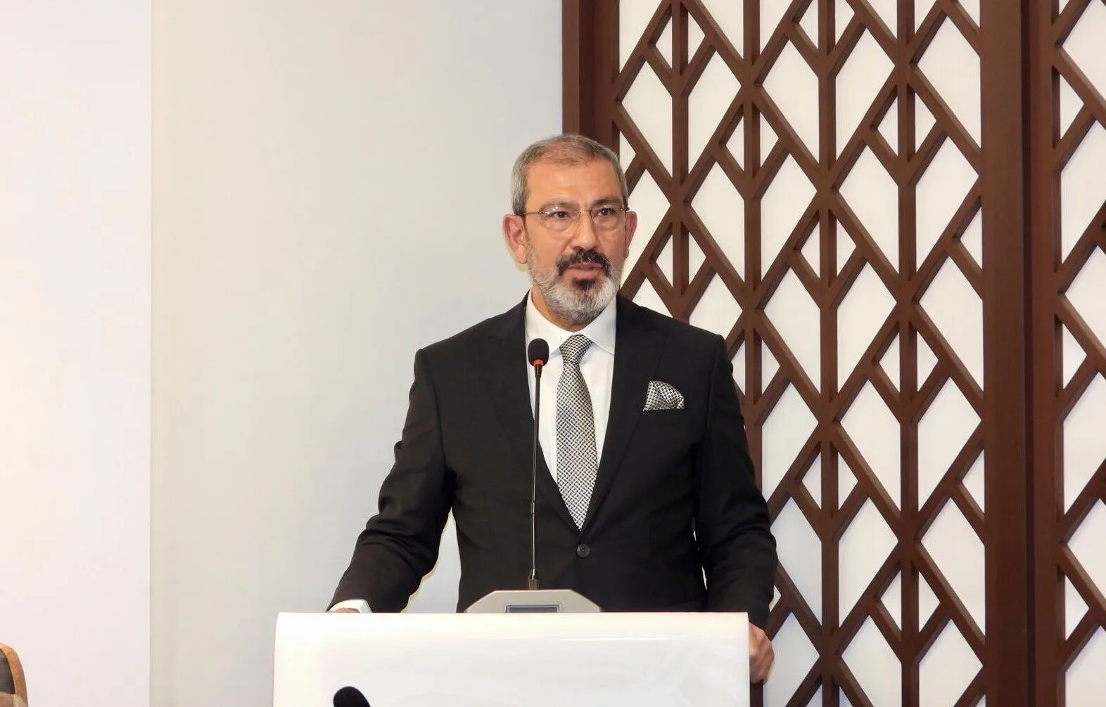 AKAMDER Başkanı Azmaz: "Adana’da kentsel dönüşüm ertelenemez"