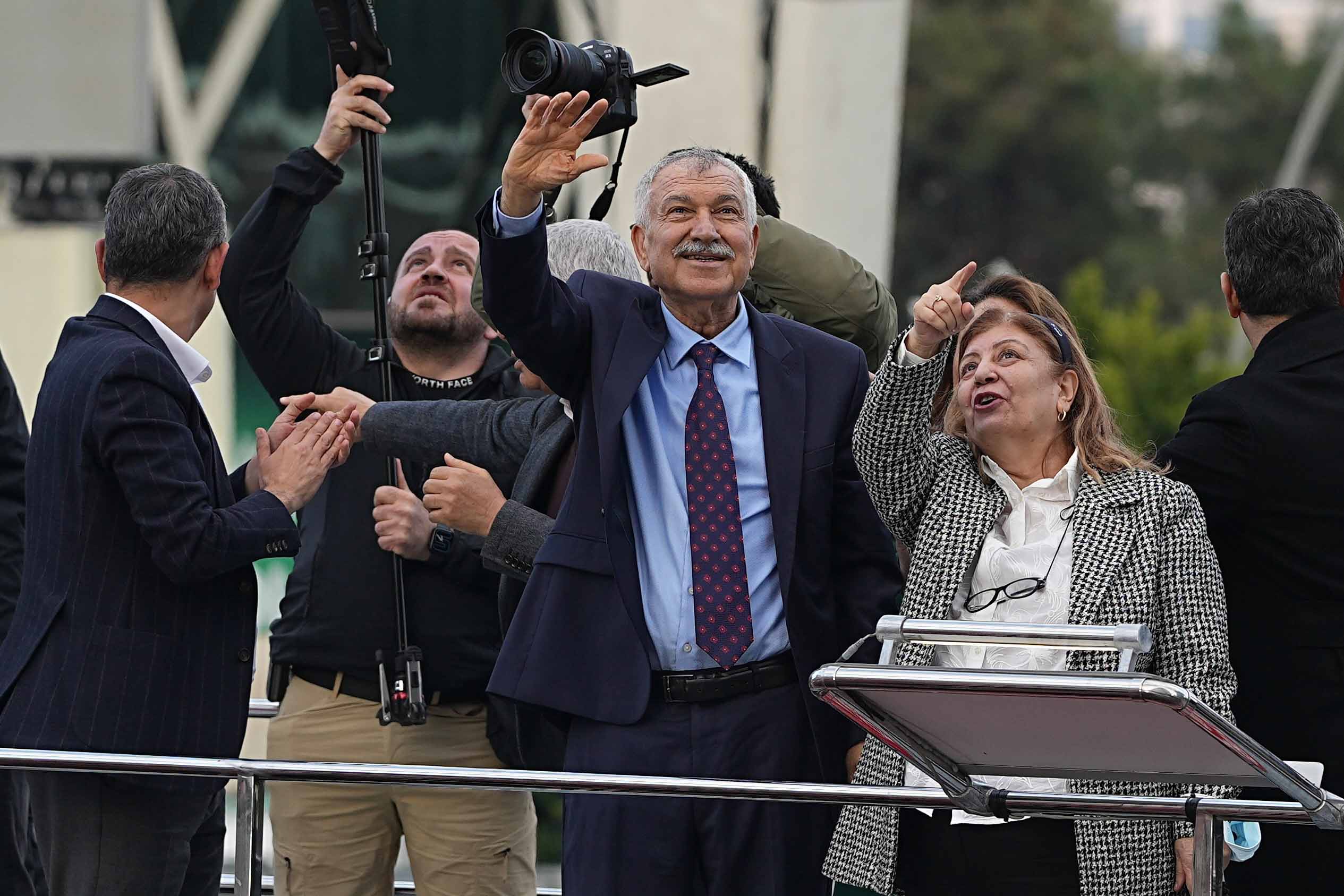 Zeydan Karalar: "Ömrümü adadığım Adana'ya hizmete devam edeceğim"