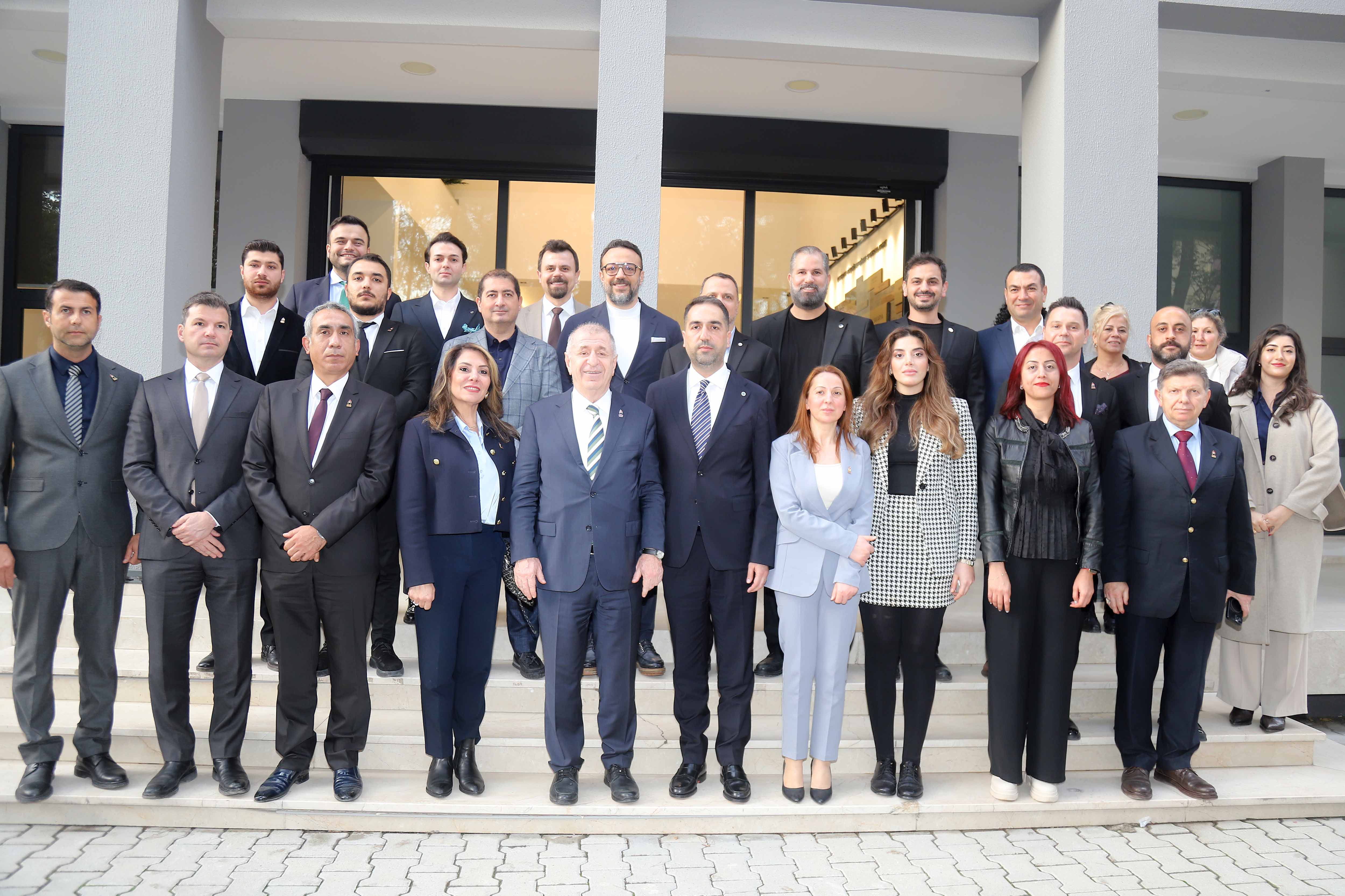 Ümit Özdağ Çukurova GİAD’da iş dünyasıyla buluştu