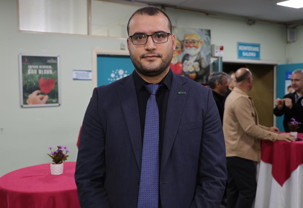 Uzmanından elektronik sigara uyarısı: "Bu likitlerin içerisinde her türlü madde var"