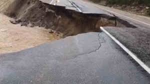 Adana'da Kozan-Kayseri karayolu ulaşıma kapandı