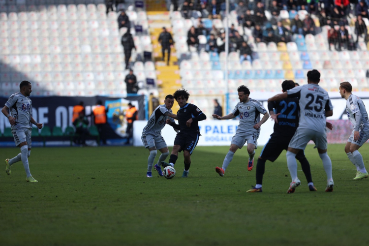 Adana Demirspor Erzurum deplasmanında dağıldı: 7-0