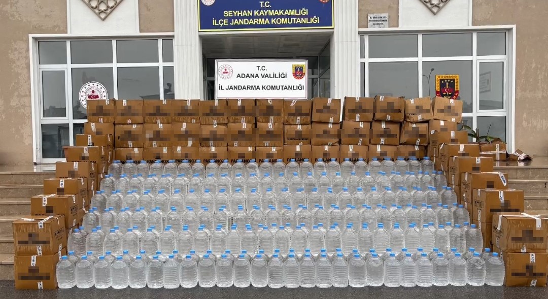 Adana'da 3 bin litre sahte alkol ele geçirildi