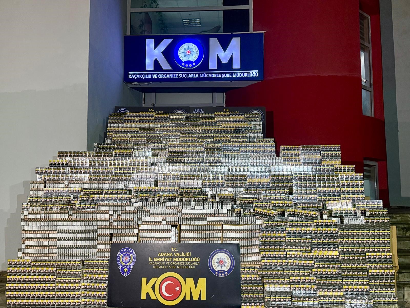Adana'da 82 bin paket kaçak sigara ele geçirildi