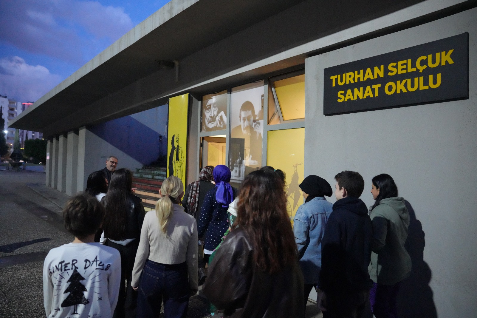 Çukurova’da tiyatro kursuna yoğun ilgi