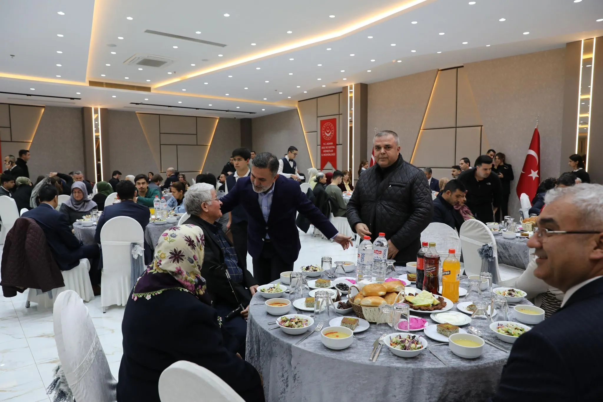 Ramazan’ın ilk iftarında Tamer Dağlı, şehit aileleri ve gazilerle buluştu