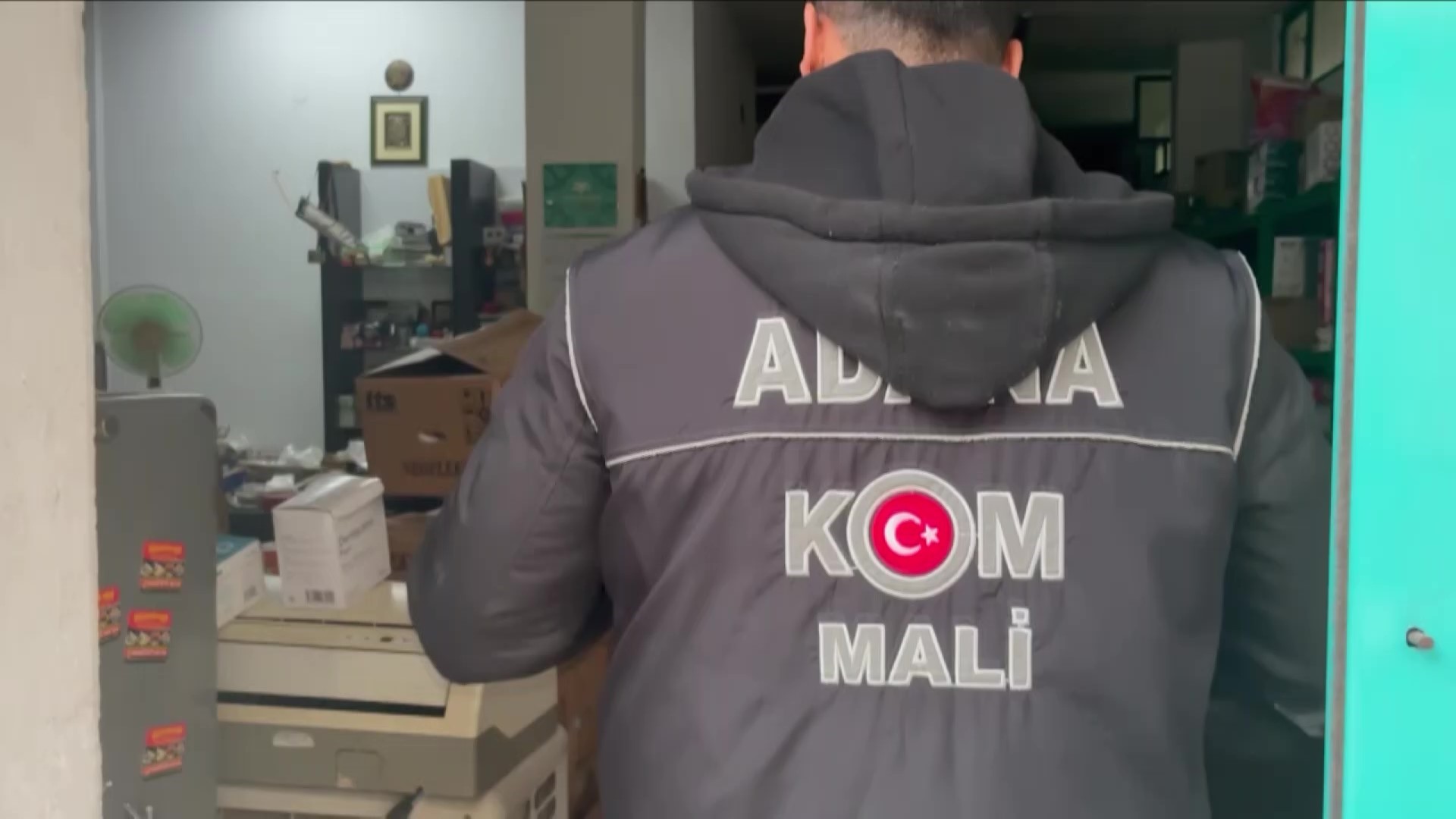 Adana’da 1 milyon 123 bin kaçak ilaç ele geçirildi
